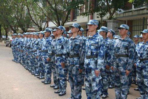 军训热门事件吃瓜