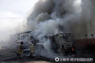 吃瓜被流弹击中,吃瓜群众意外遭遇流弹袭击