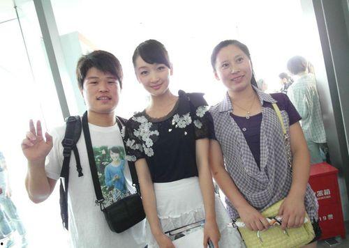 吃瓜群众拍的直播,吃瓜群众视角下的精彩瞬间