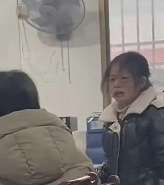 小学老师吃瓜视频