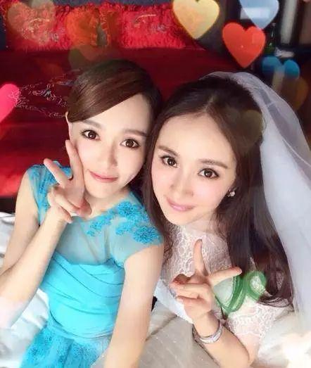 漂亮姐妹吃瓜视频,漂亮姐妹们的吃瓜盛宴